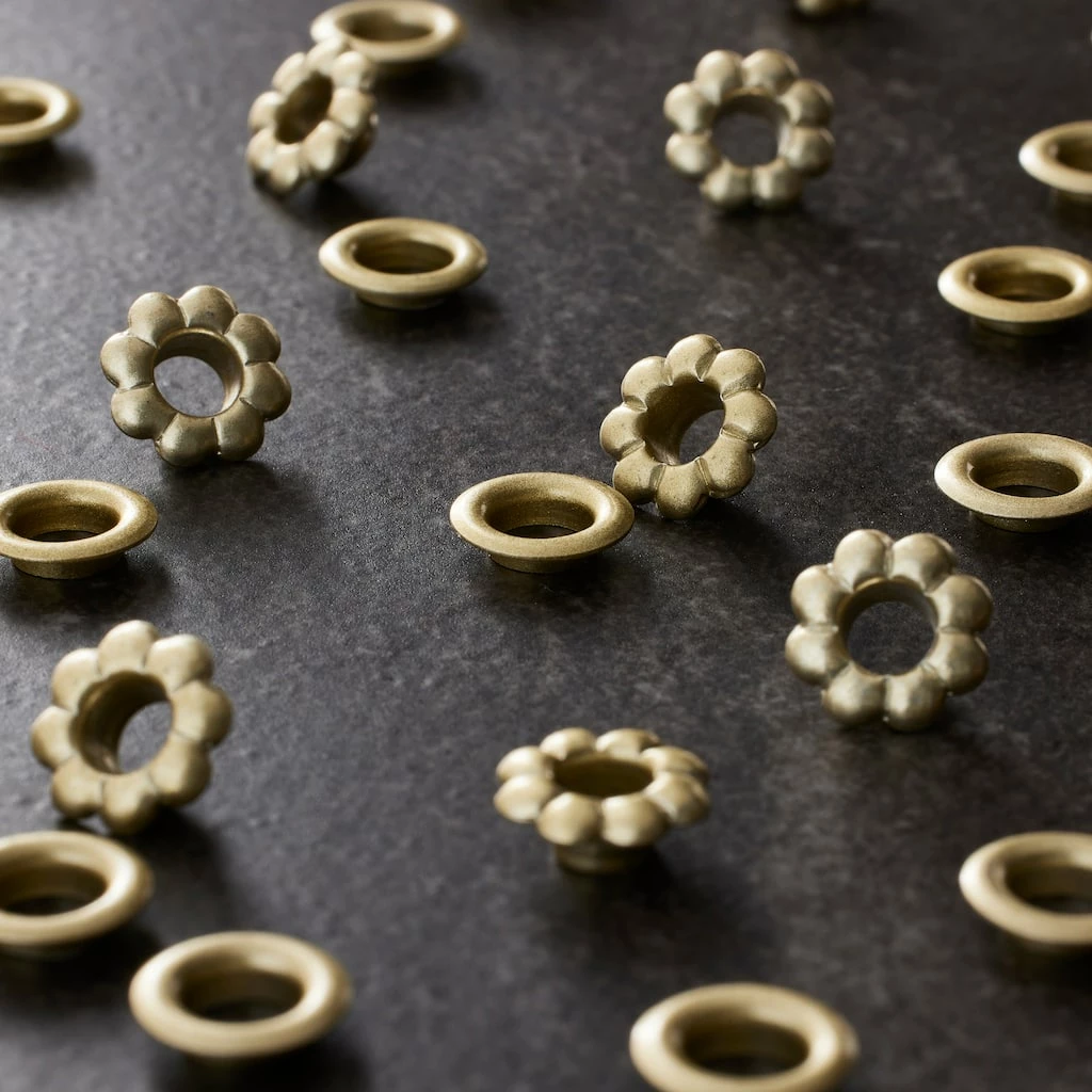 Wholesale ⌛ Loops & Threads™ Flower Eyelets ✔️ 4 Wholesale ⌛ Loops & Threads™ Flower Eyelets ✔️ - Image 2