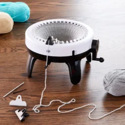 Outlet π Knit Quick™ Knitting Machine by Loops & Threads™ π