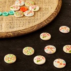 New ✨ Favorite Findings Flower Print Buttons By Loops & Threads® ✔️ -Cheap The Yarnova Store 10509303 20